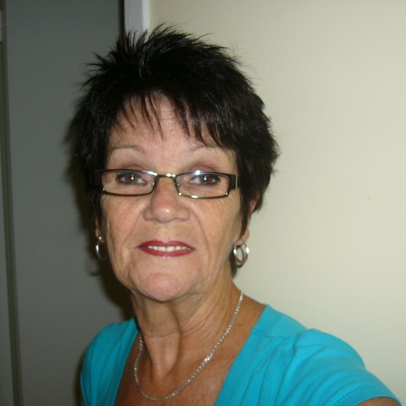 Meet your Posher, Rina - Picture 1 of 1